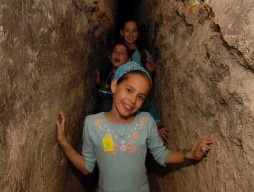 Hasmonean Aqueduct Tour In Armon Hanatziv